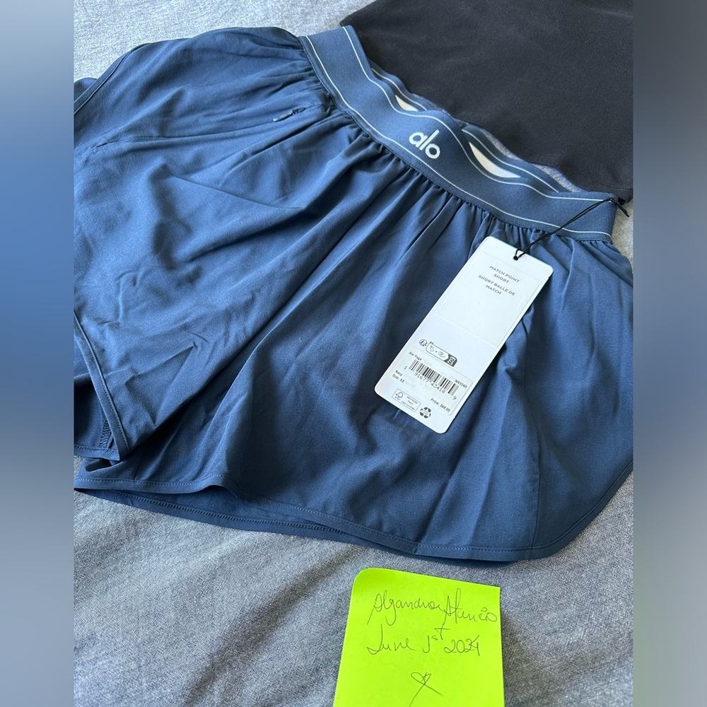 Alo Match point short NWT Size XS navy